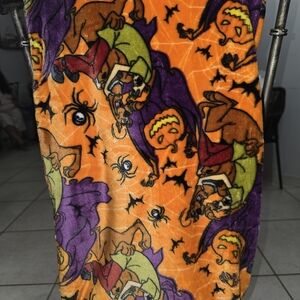 Scooby Doo Halloween Cartoon Blanket - Orange and Purple